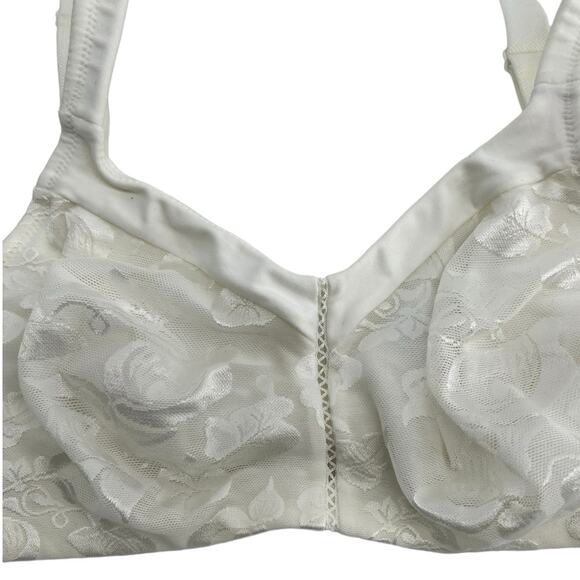 Wacoal 85276 Women’s Awareness Comfort Wire-Free Bra Size 34D Ivory - Picture 2 of 7